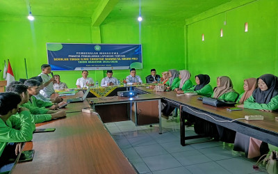 Mengusung Tema 'Menyiapkan Generasi Moderat, Inovatif dan Berwawasan Kebangsaan', STIT Mamba'ul Hikam Pali Laksanakan Pembekalan PPLT